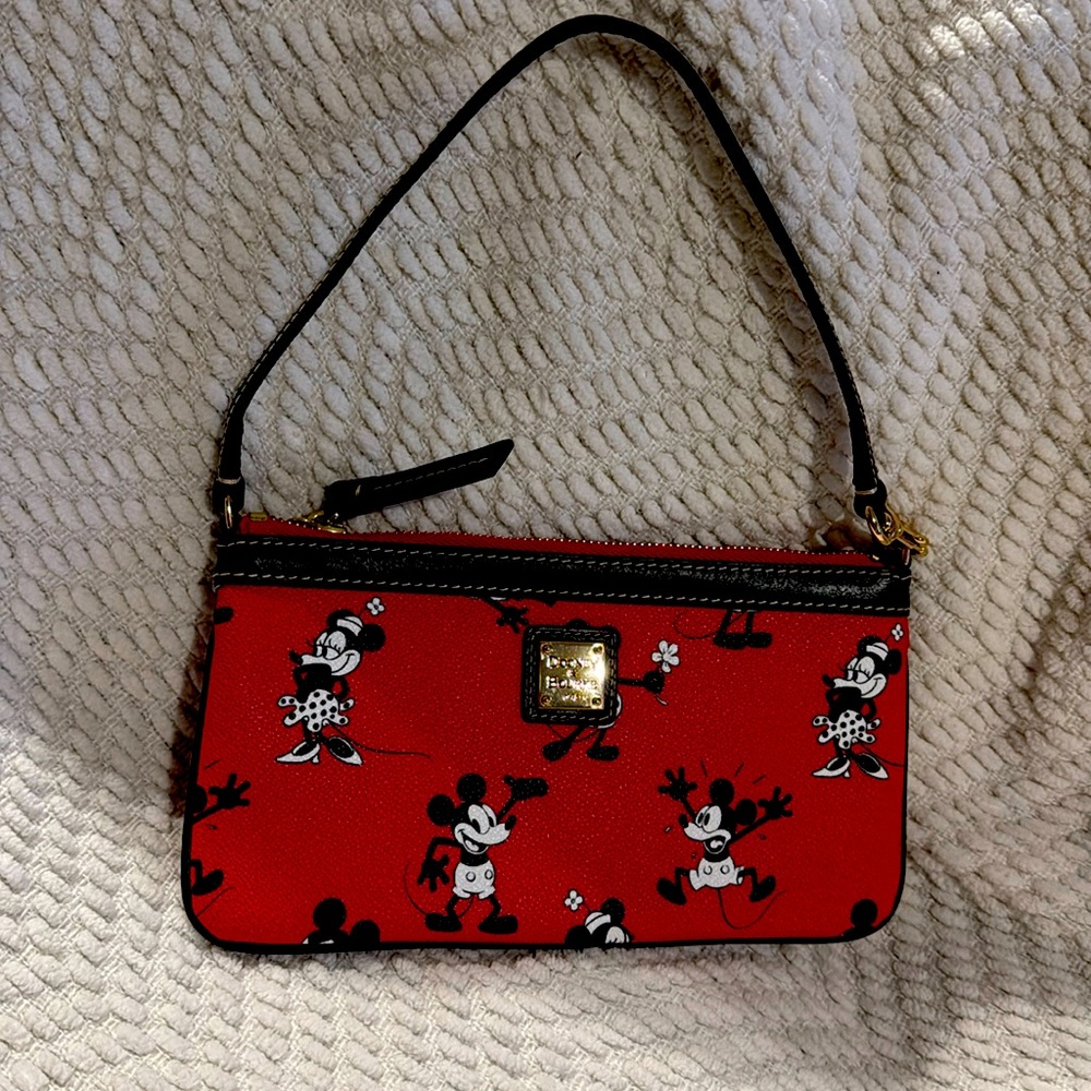 2016 Dooney & Bourke Disney Retro Mickey & Minnie Mouse Comic Print Red Wristlet
